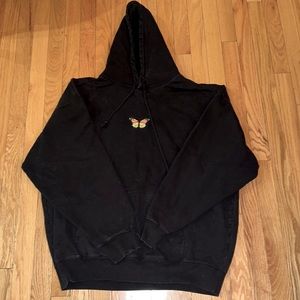 Black sweatshirt
